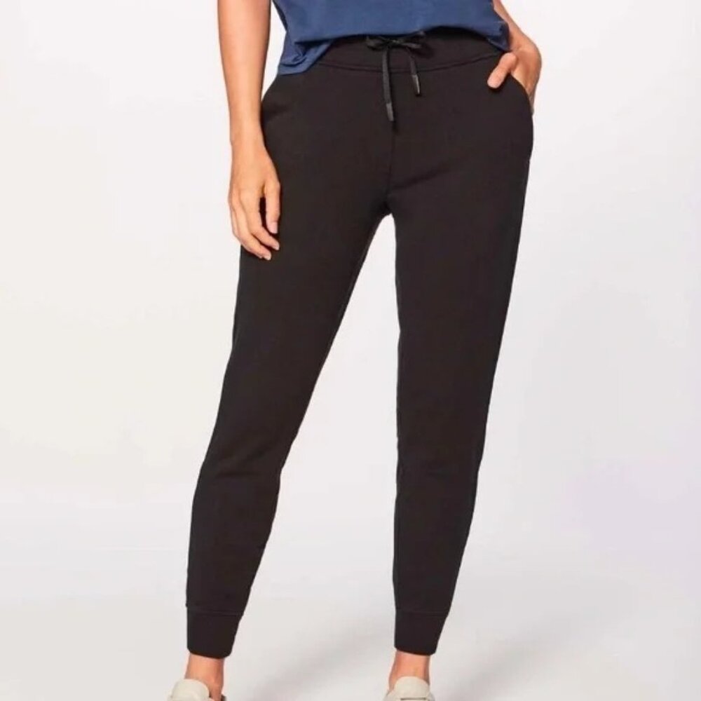 Lululemon Black Warm Down Jogger II 28 Inch Pants Womens Size 4